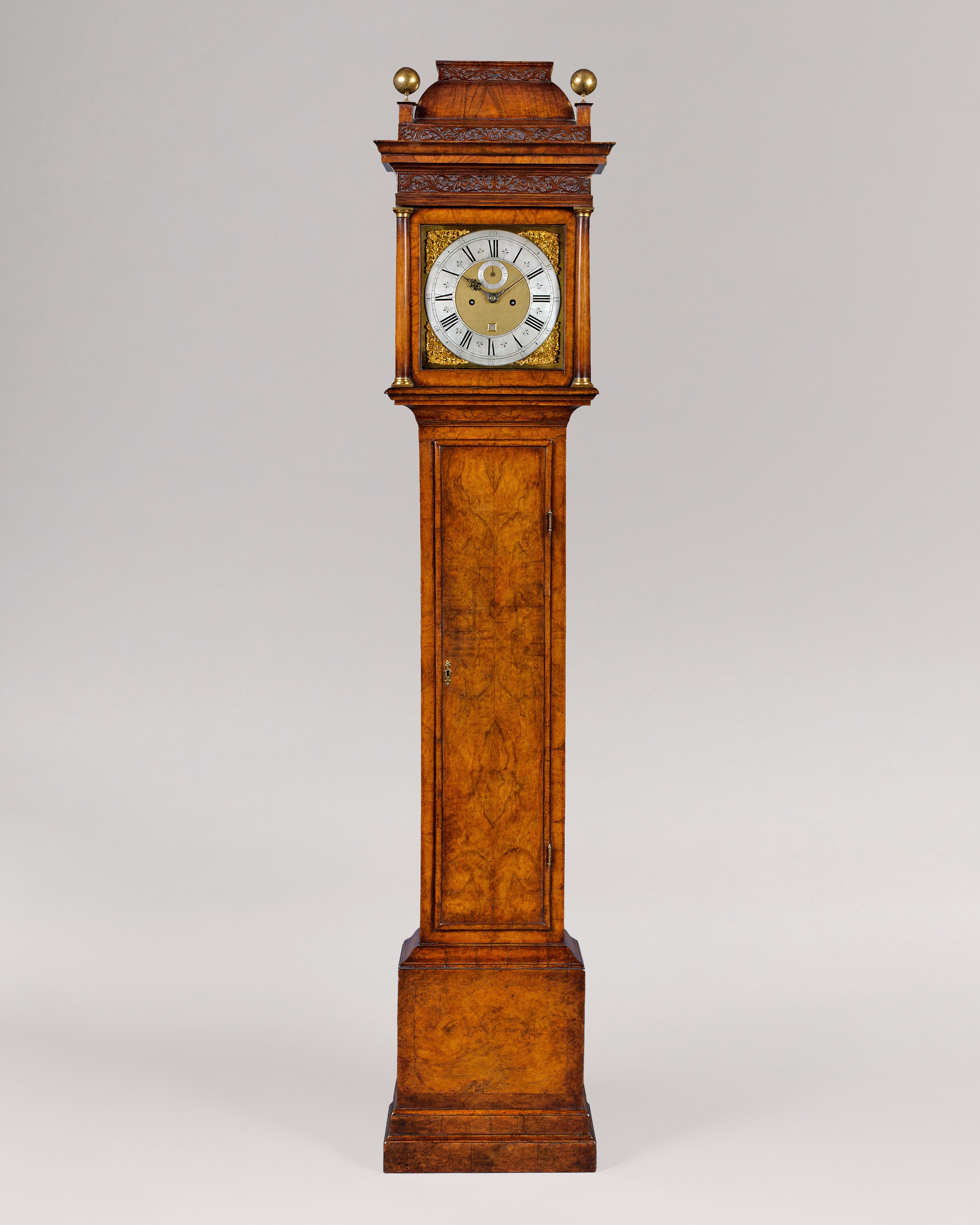 18TH CENTURY ANTIQUE WALNUT LONGCASE CLOCK BY DANIEL DELANDER OF LONDON